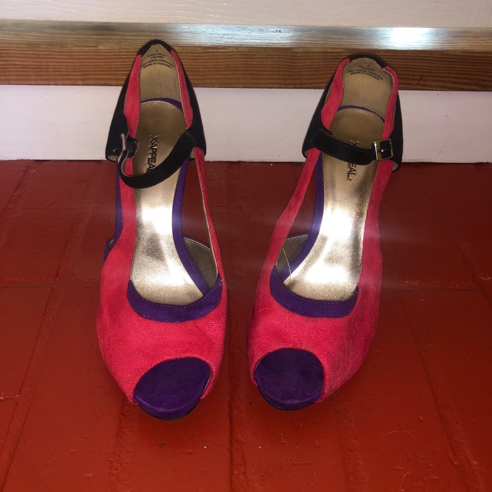 Colorful heels/pumps